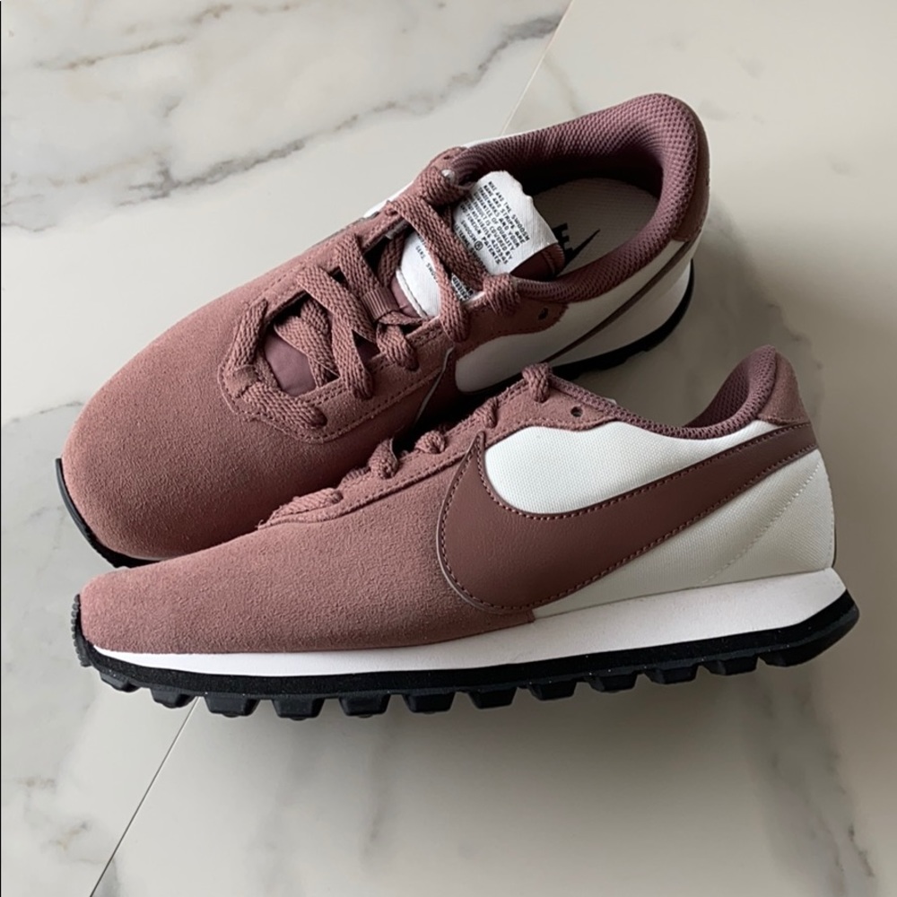 NWT Nike PRE-LOVE O.X. - Picture 8 of 8